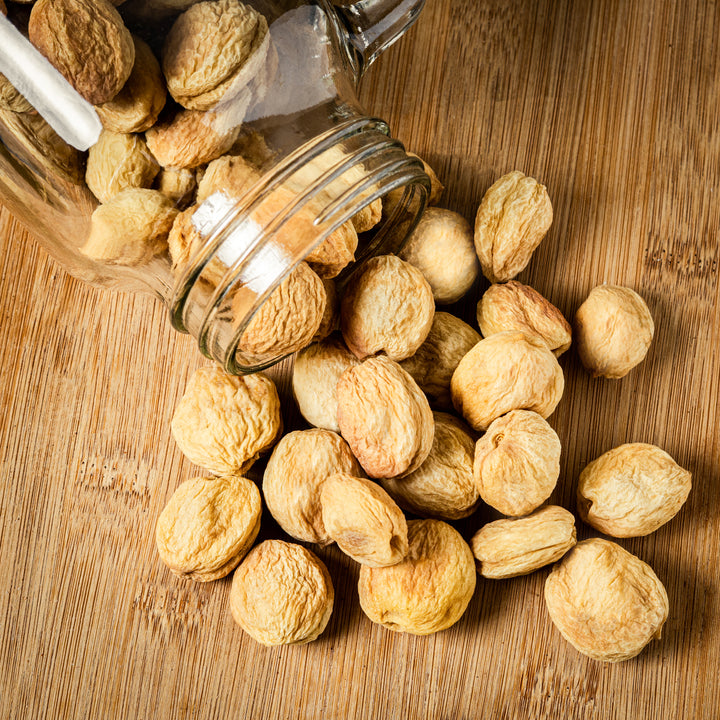 Dry Apricots (خشک خوبانی)